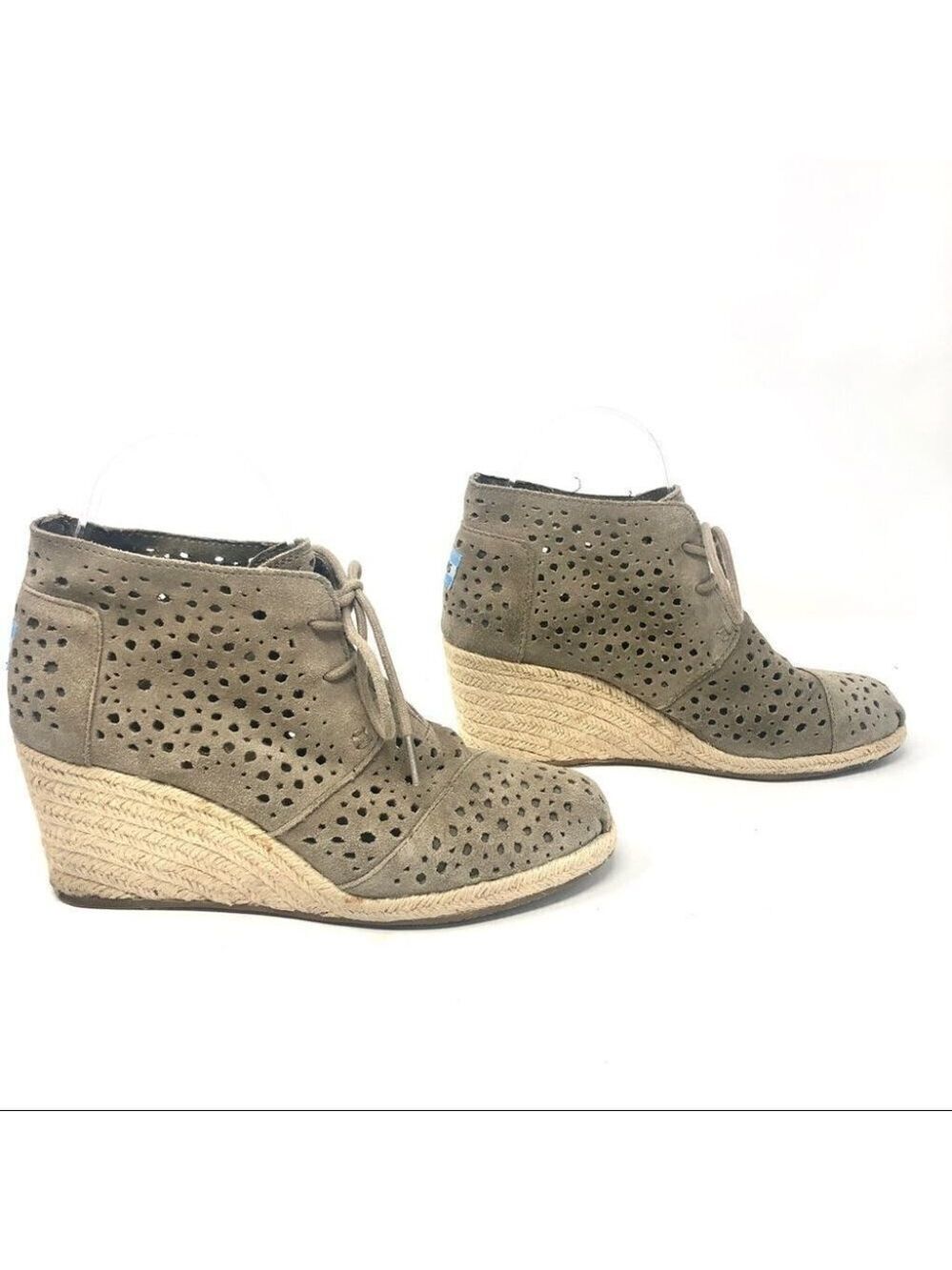 ** TOMS Perforated Tan Suede Espadrille Wedge Desert Boots Size 7.5
